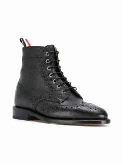 Thom Browne Wingtip Brogue Boot With Leather Sole In Black Pebble Grain