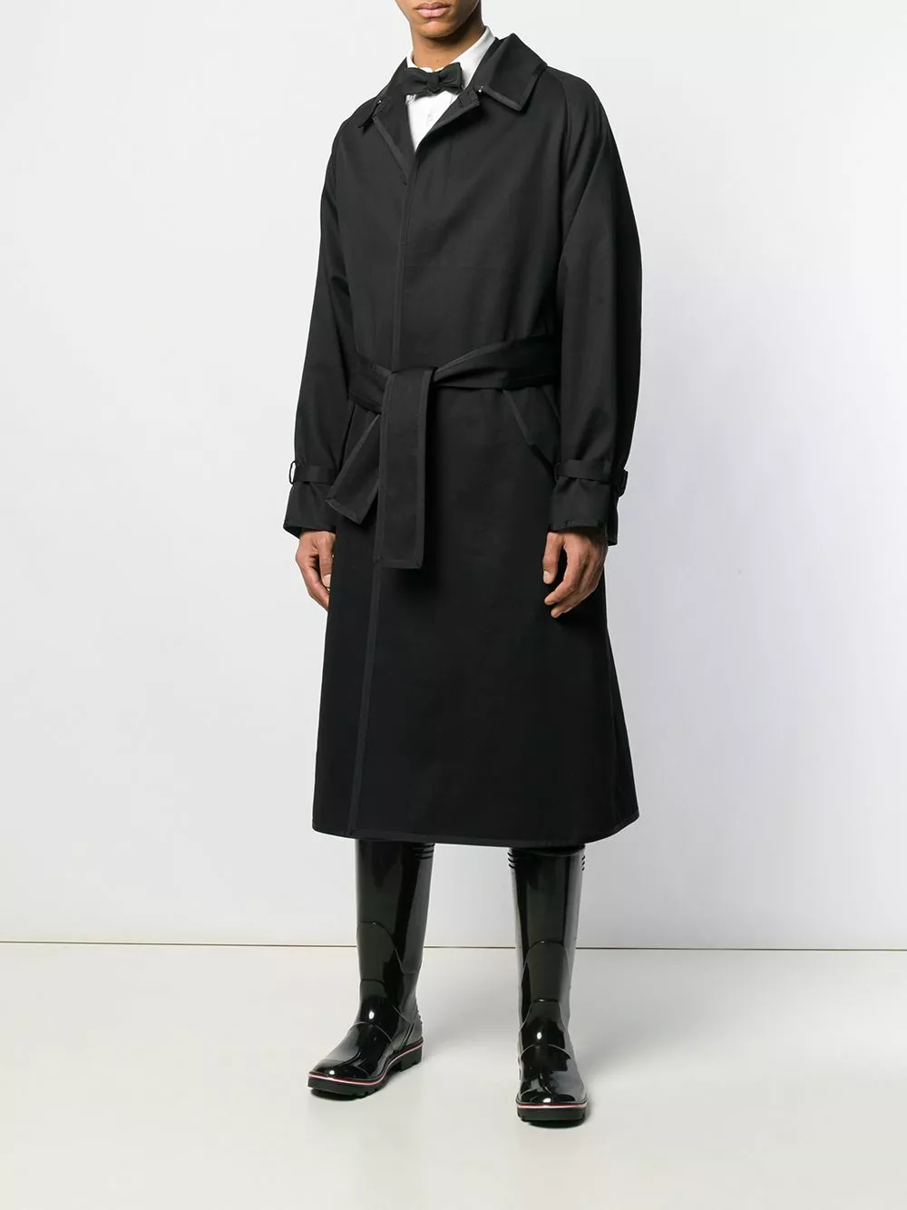 Thom Browne Raglan sleeve oversized mac car coat trench coats of men 2 Thom Browne raglan-sleeve oversized mac car coat