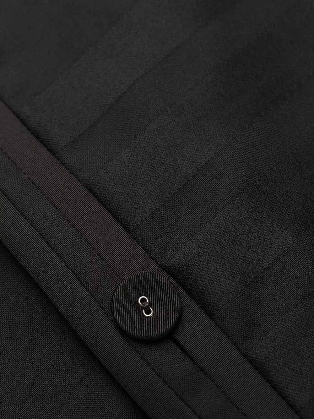 Thom Browne Mid length buttoned skirt shorts of men 7 Thom Browne mid-length buttoned skirt